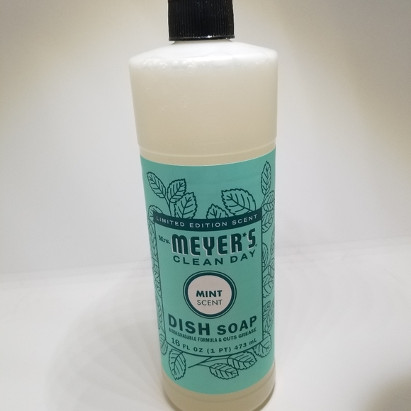 Mrs. Meyer's Clean Day Dish Soap - Mint - Picture 1 of 3